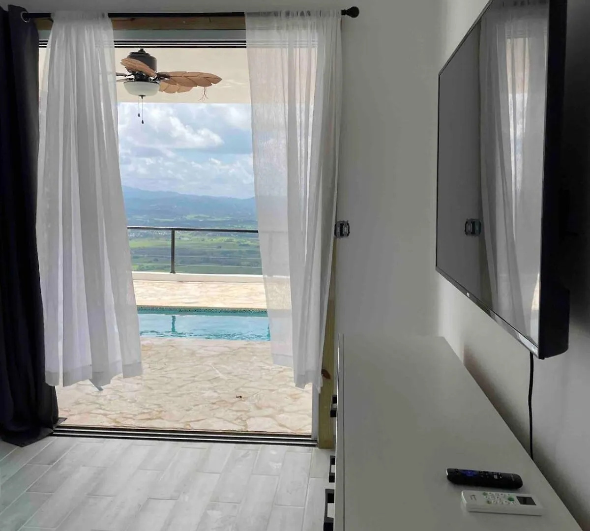In The Clouds Velbela Apartment Rincon