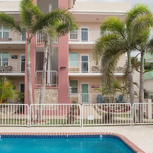 Ocean Terrace 202 - A Block From Sandy Apartment