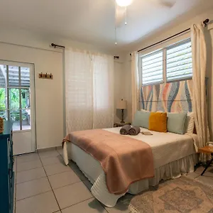 Casa Pina Suave #2 Jungle Seclusion Close To Ocean Apartment